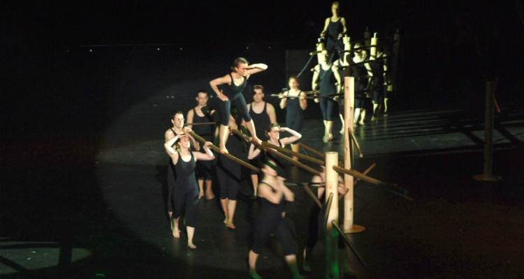 Choreographie: Der Turm