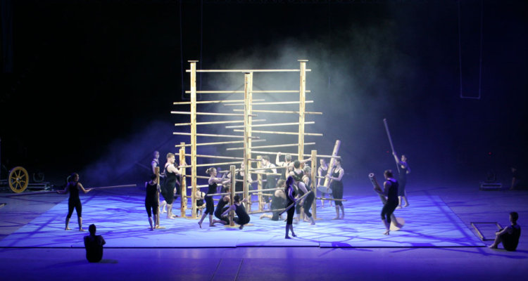 Choreographie: Der Turm