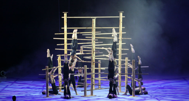 Choreographie: Der Turm