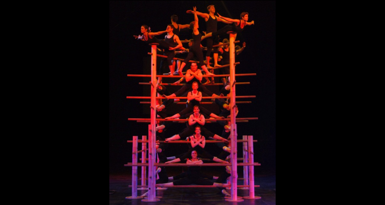 Choreographie: Der Turm