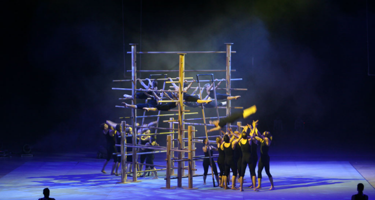 Choreographie: Der Turm